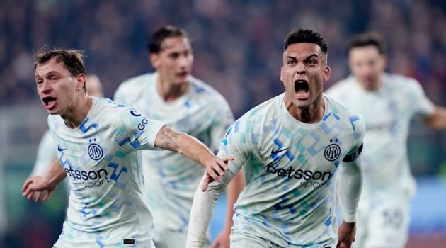 Inter 2-1 Genoa: Lautaro Martinez và Bisseck giúp Nerazzurri leo lên đầu bảng Serie A