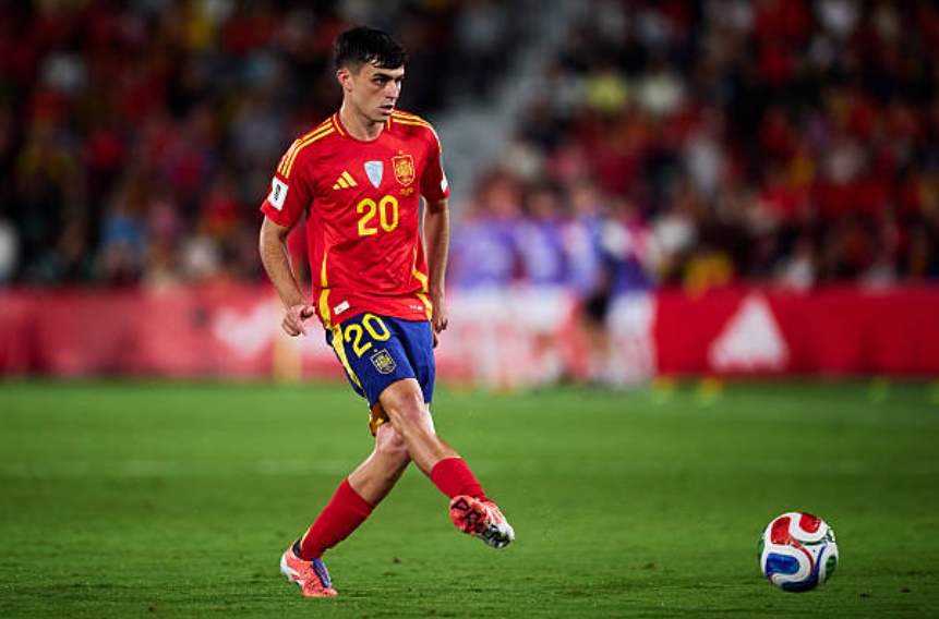 Thắng Georgia, đồng đội ca ngợi nhãn quan của Pedri