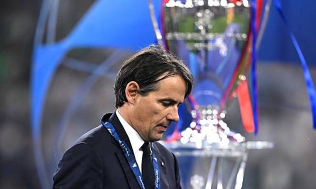Thua PSG, Simone Inzaghi úp mở về tương lai